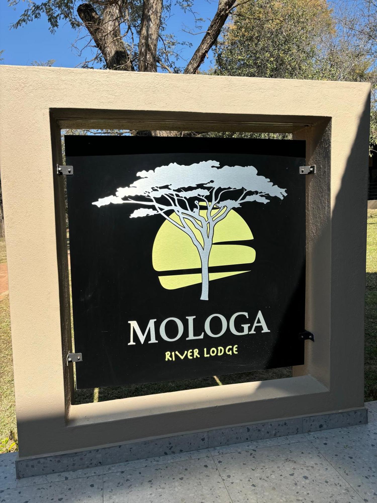 Mologa River Lodge Rust de Winter Exterior photo